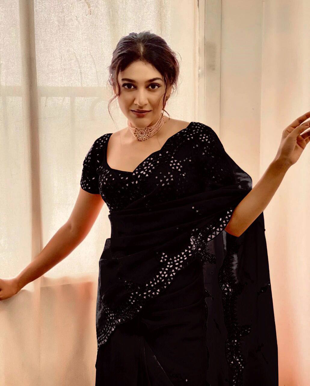 Organza Silk Real Mirron Designer Embroidary Worked Saree With Full Mirror Worked Blouse