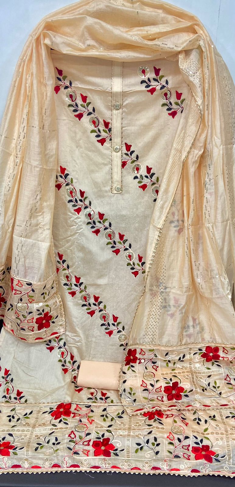 Chanderi Silk Party Wear Embroidary Worked Unstiched Salwar Suit With Beautiful Embroidary Work Duppata