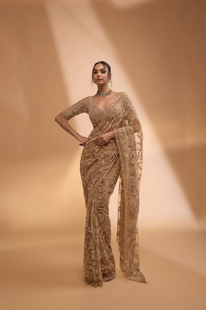 Glamour Meets Grace – Premium Heavy Embroidered Saree