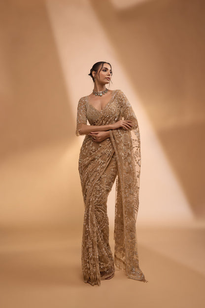 Glamour Meets Grace – Premium Heavy Embroidered Saree