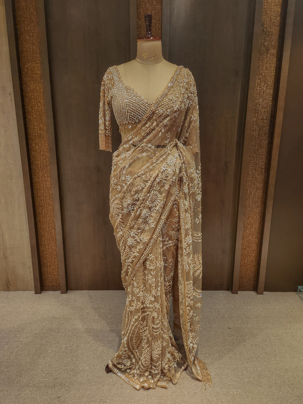 Glamour Meets Grace – Premium Heavy Embroidered Saree