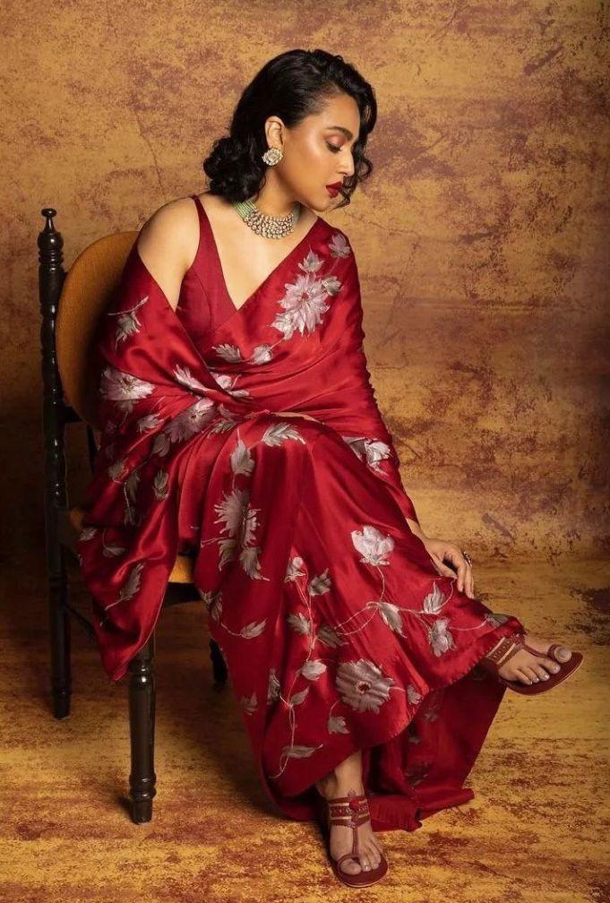 Beautiful Flower Printed Satin Silk Party Wear Saree With Banglori Silk Blouse