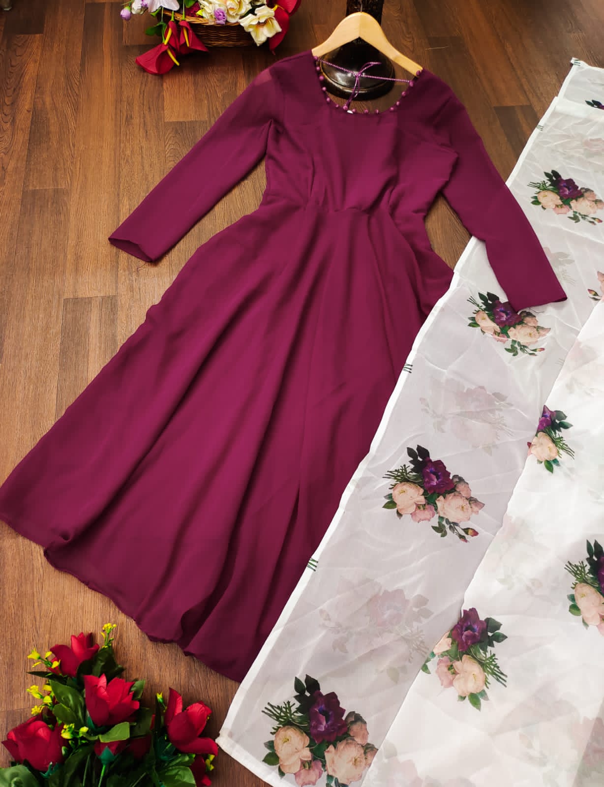 New Fashioneble Georgette Kurti With Beautiful White Colour Printed Duppata
