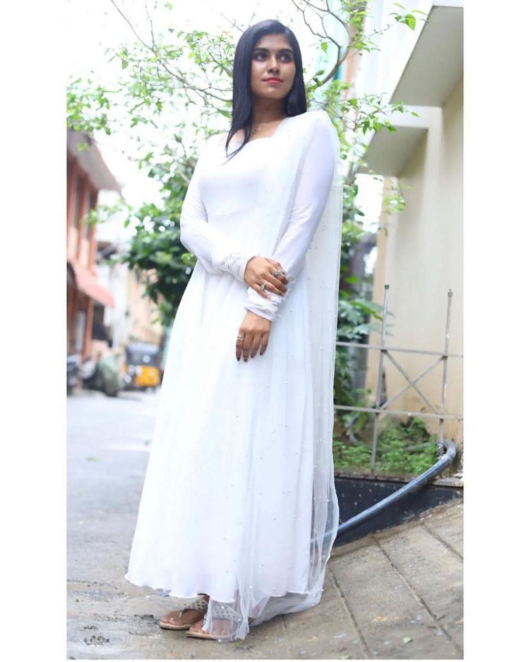 Glemorus Plain Full Stiched Kurti With Moti Worked Net Duppata