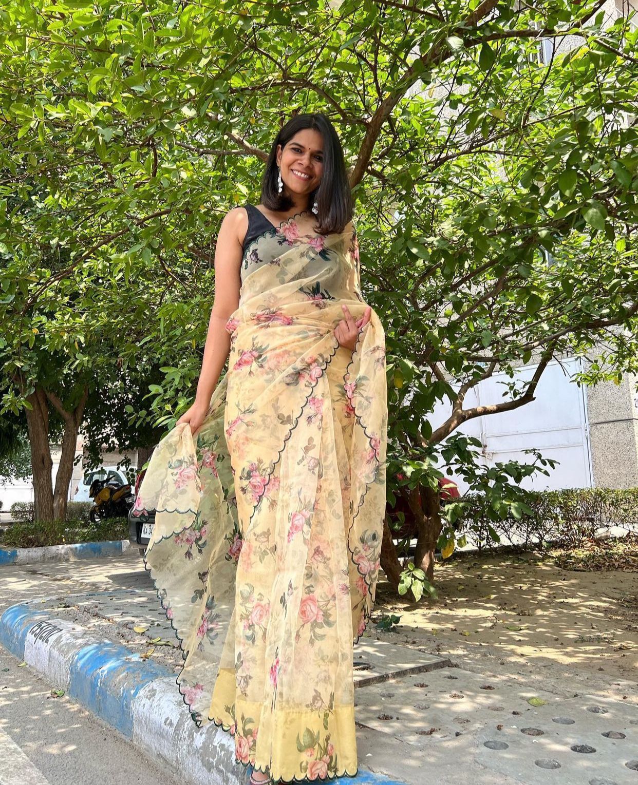 Organza Silk Beautidul Digital Printed Saree With Unstiched Banglori Silk Blouse