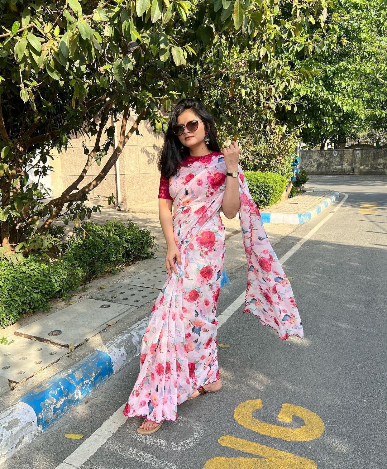 Organza Silk Beautidul Digital Printed Saree With Unstiched Banglori Silk Blouse